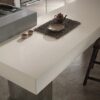 Isla de cuarzo Silestone Cincel Grey