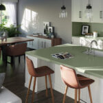 Isla y encimera de cuarzo Silestone Posidonia Green